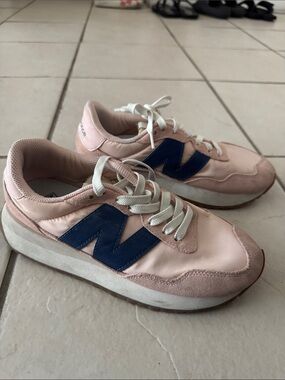 New Balance Pink Sneakers with 237